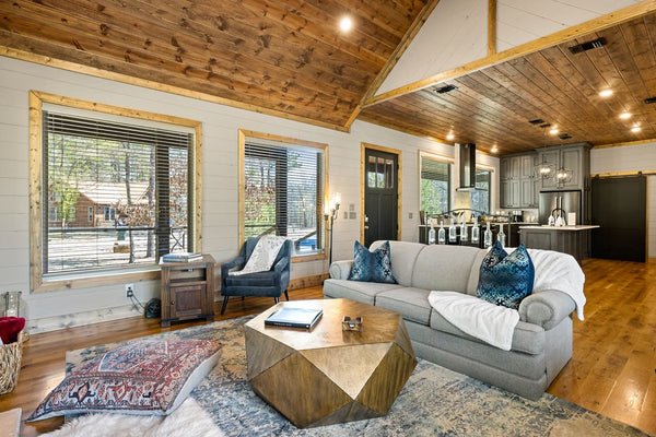 The Pine Hollow Plan  | 1204 SF  | 1 Beds  | 1 Baths